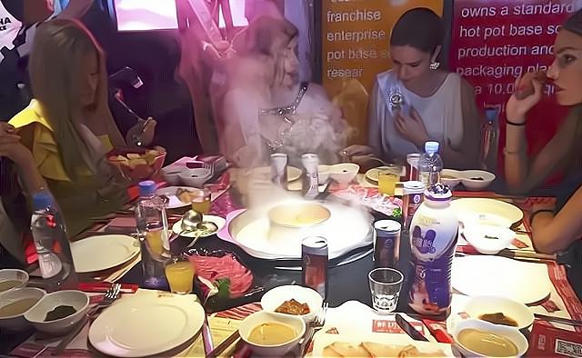 感觉苗条的俄罗斯美少女，结婚几年就秒变巨无霸水桶，为什么？ 「混血番茄怎么种植方法视频」 感觉苗条的俄罗斯美少女，结婚几年就秒变巨无霸水桶，为什么？ 「混血番茄怎么种植方法视频」 植物种类