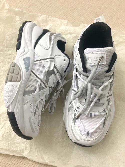 Nike和adidas有哪些适合女孩子穿的鞋子_番茄种植帆布怎么种植 Nike和adidas有哪些适合女孩子穿的鞋子_番茄种植帆布怎么种植 植物种类